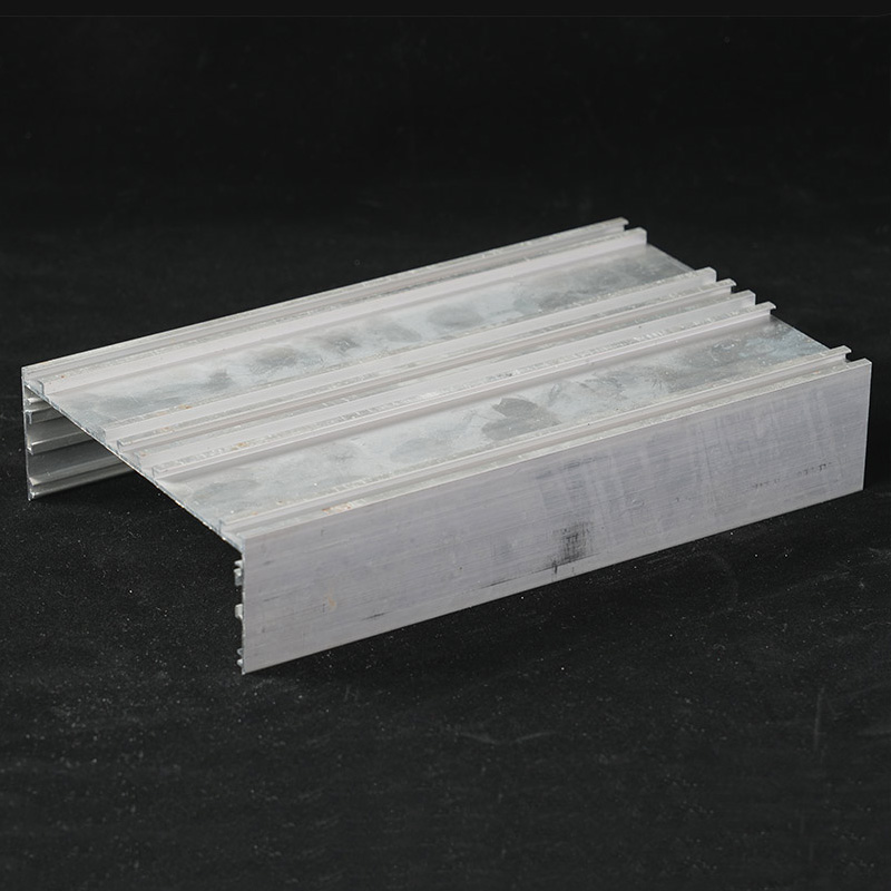 الألومنيوم U الملف الشخصي