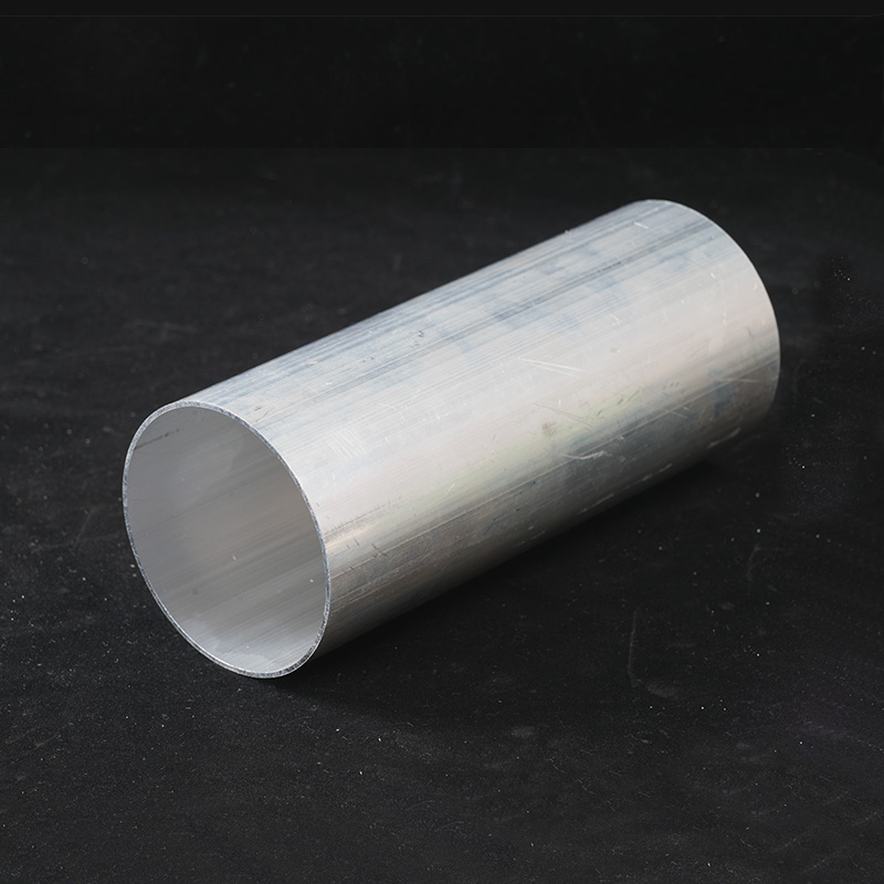 الألومنيوم أنابيب مستديرة